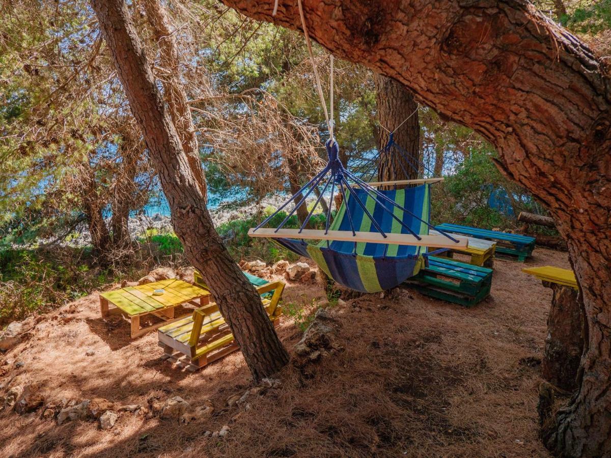 The Sea Cave Camping Hotel Himare Ngoại thất bức ảnh